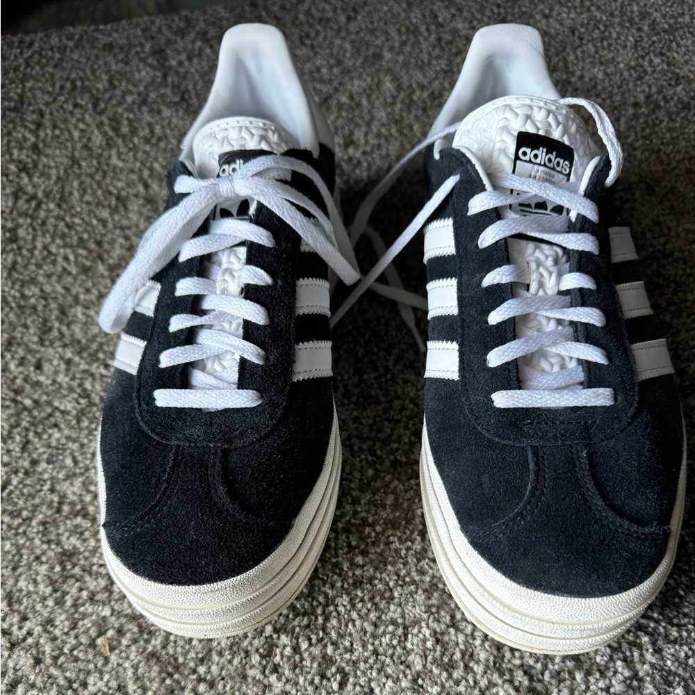 Adidas gazelles size 8